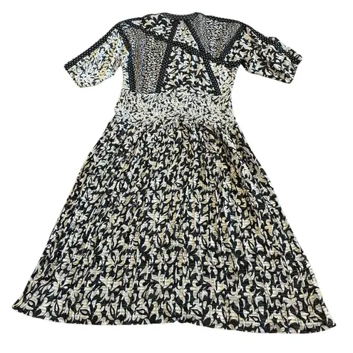 Diane Freis Georgette Black White Floral Dress Smocked Waist Asymmetrical Large
