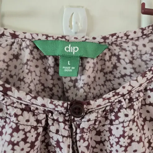 Dip Women Size L Light Pink Top With Flowers Flutter Sleeves Thin Light Weight Size L