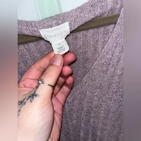 Caslon Brand Lilac Soft Sweater w/ Side Pockets & V Cut Side Slits - Size M