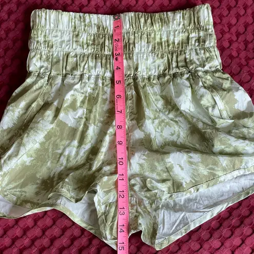 Free People Movement Green Athletic Shorts Women’s Size S | Lined Running Training Gym