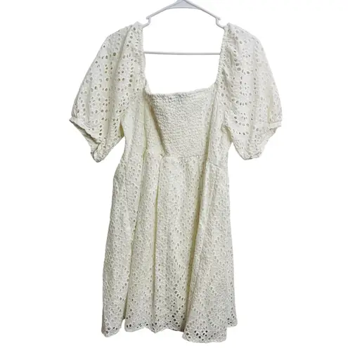 Tuckernuck White Eyelet Abigail Dress Puff Sleeve XL Cottagecore Boho Dainty