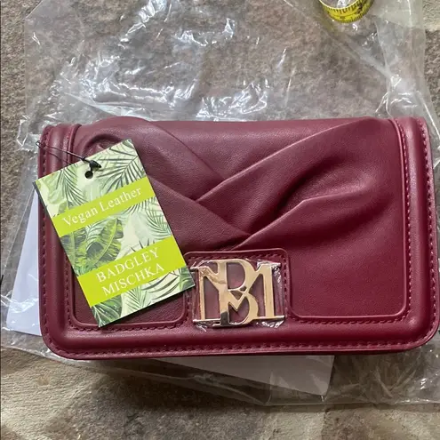 Badgley Mischka NWT Burgundy Wine Small Pleated Crossbody Bag by chain strap