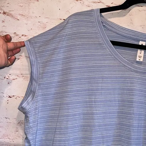 Athleta  Shirt Womens XL Blue Cloud Light Stratus Striped Tee Activewear - Image 2