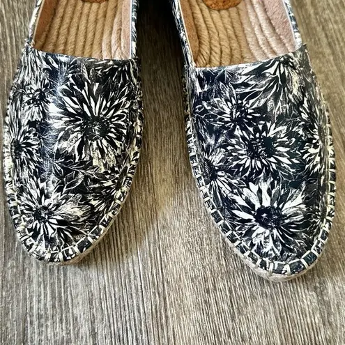Kelsi Dagger Brooklyn Juniper espadrille