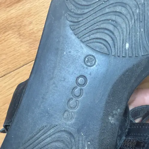 ECCO Black Leather Ankle Strap Sandals Comfortable Everyday Shoes Size 39