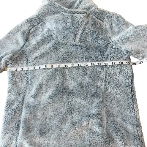 st. john's bay  Active Faux Fur Quarter‎ Zip pullover sweater small
