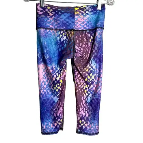 Teeki  Leggings Womens Small Purple Blue Sea Fairy Goddess Capri Crop Athleisure