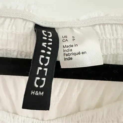 H&M  Divided Cropped off-the-shoulder top soft jersey smocked White sz Small - Image 4
