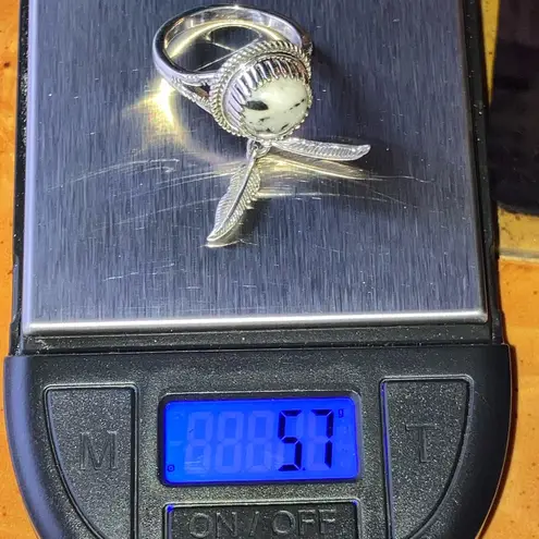 White Buffalo Turquoise Sterling Silver Feather Ring Size 8 Black