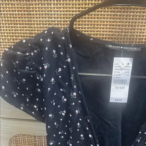 Brandy Melville  Robbie Dress wrap around