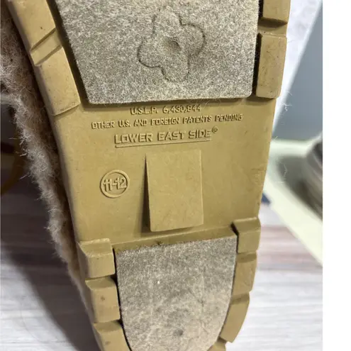 Lower East Side Wonens 11-12 Fuzzy Faux Fur Winter Boots Lace Up Moccasin Style