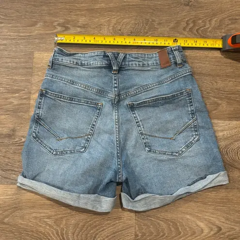 Vans  Women’s High Rise Denim Shorts – Blue Wash – Size 27 – Cuffed Hems thumbnail 3