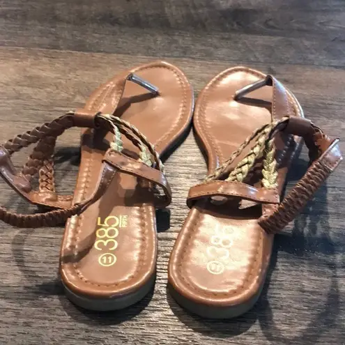 385 fith sandals size 11 women’s Good shape Brown
