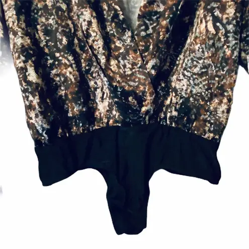 ASTR  The Label Yvette Sequin‎ Print Bodysuit NWT Large