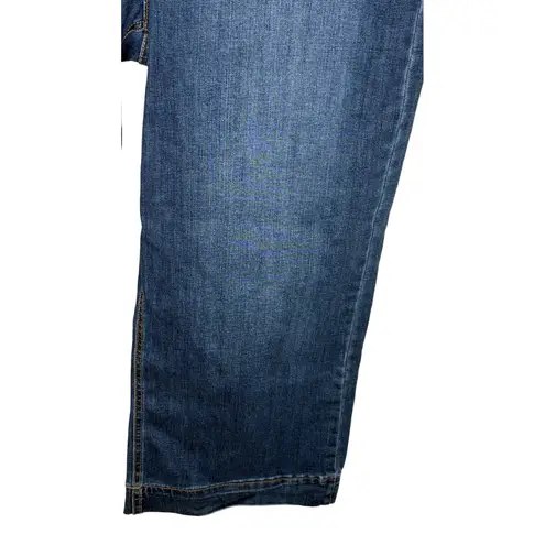 Time and Tru Women's High Rise Button Fly Wide Leg Crop Jeans Size 12 Blue