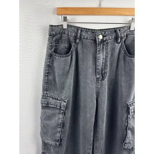 Women’s Yozy Large Grey Cargo Jean Style Pants Gray Size undefined
