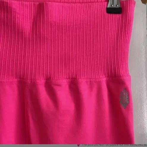 FP Movement HR 7/8 Good Karma Leggings in Hot Pink sz XS/S