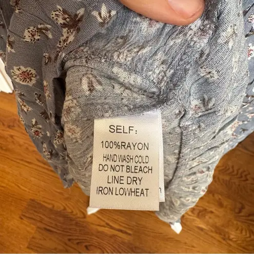 Prómesa PROMESA NWT Floral Light Blue Gray boho smocked ruffle dress L bell sleeves