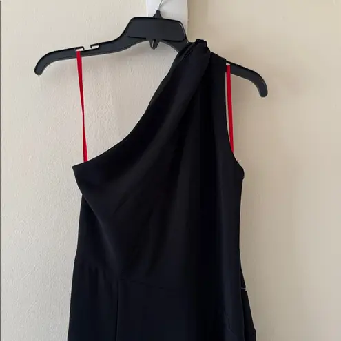 Halston Heritage HALSTON NAVI LUXE CREPE GOWN, Size 2,
$595.00