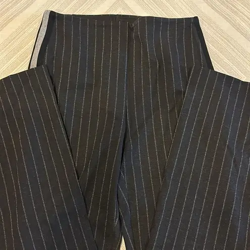 Lysse Lyssé Women’s Pull On Black with Pinstripes + Grey & Black Side Stripes - Size L - Image 3