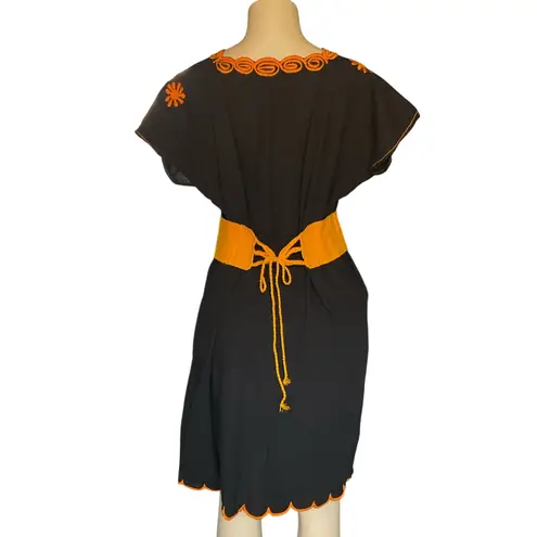 Artisan Handmade black Mexican Embroidered Dress with Sunflowers & Belt Size undefined