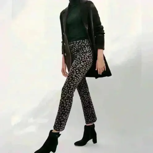 Ann Taylor  Women's Five Pocket Kick Crop Pants‎ Black Print Design Size 2