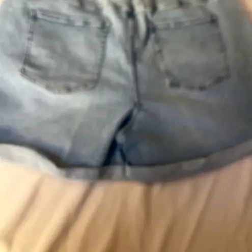 Ava & Viv Women's Light Blue Denim Shorts - Image 6