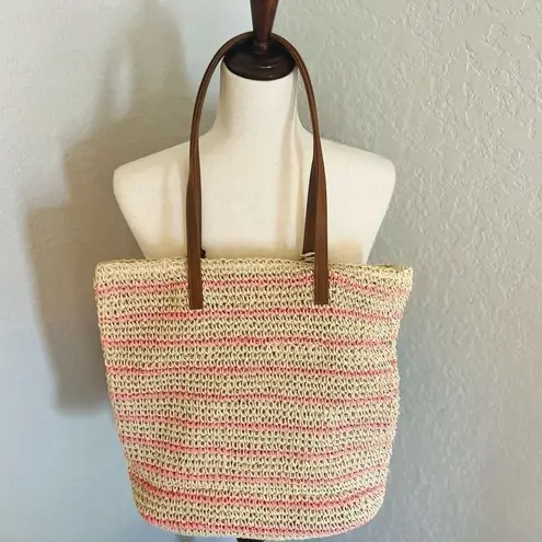 btb Los Angeles Lucy Tote, Straw Woven Pom Pom Vacation Beach Bag, Natural, NWT Tan