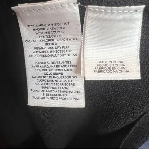 9071 Rachel Rachel Ray Size XL Short Sleeve Cropped Crewneck Knit Black Sweater