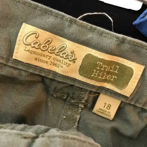 Cabela's Trail Hiker Cargo Shorts 100% Cotton Green 18