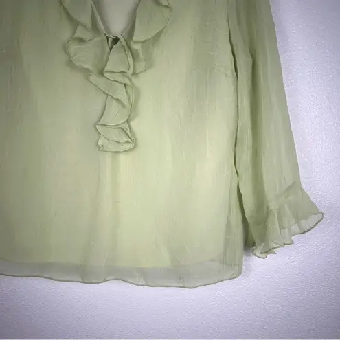 Dress Barn  V Neck Ruffle Crinkle Blouse Green Sz