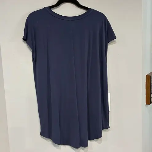 Nic+Zoe  navy blue cap sleeve buttery soft tshirt size M‎