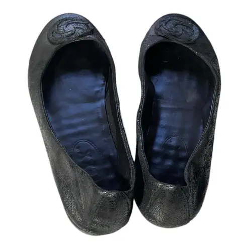 The Flexx Bon Plush Rose Toe Flat Black/ Metallic Gray
Leather US 9.5/ EU 41 Black