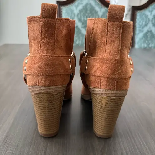 Yoki Muriel Women suede Western ankle boots cowgirl booties NWT Size 6