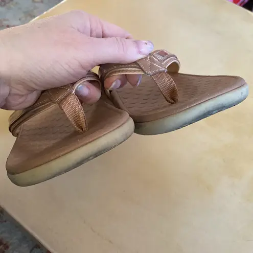Vionic Tide Sport Women Thong Sandal Size 8 Brown Macaroon Orthotic Arch Support