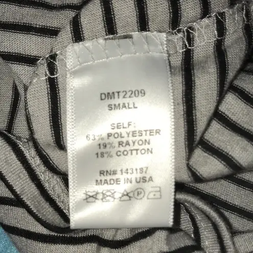 Dance & Marvel cutout chest striped top slinky short sleeve stretchy NEW size S