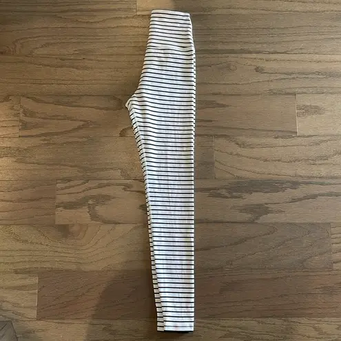 Glyder Black and White Striped Leggings - Size XXS