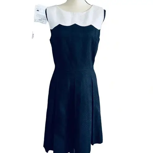 Tahari Whitney White/Navy Pique Dress Size 12