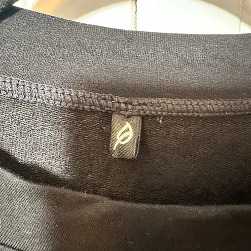 P'Tula Shanna Black Cropped Tee Boxy Front Pocket Rayon Cotton Mix Size Small