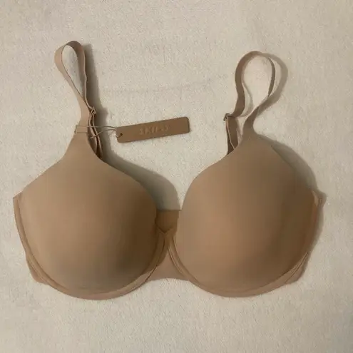 SKIMS T-Shirt Bra NWT 36DD