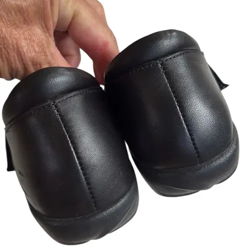 EUC NAOT Leather Strappy Mary Janes Black Size 6