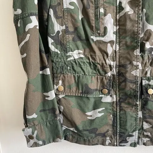 Love Tree  Camouflage Jacket Size Small Full Zip pockets cinch waist