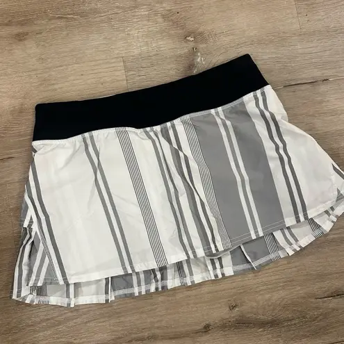 Lululemon  Run: Pace Setter Skirt Groovy Stripe Nimbus / Black Size 6 rare