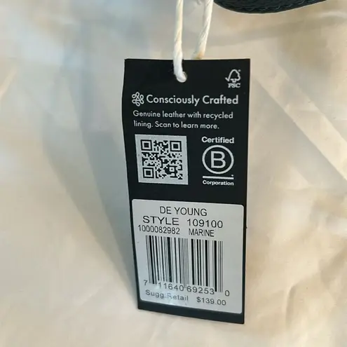 The Sak SOLD De Young Hobo in Leather, Single Shoulder Strap, color is Marin