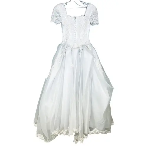 Oleg Cassini VTG Wedding Dress White Size 4 HEAVY BEADED Chapel Train NWOT