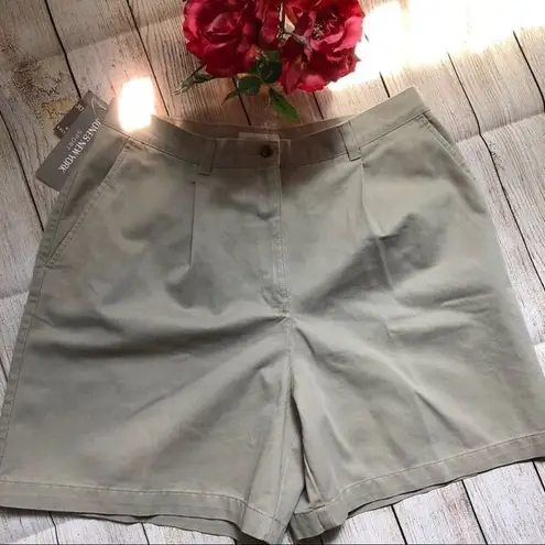 Jones New York  Sport Khaki Tan Pleated Shorts (NWT)