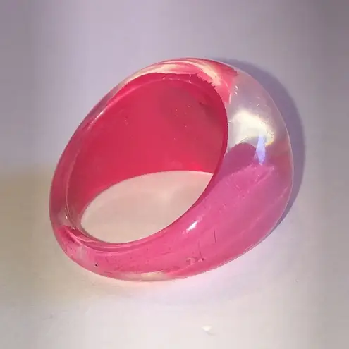 Size 6.5 Pink & Red Resin/Plastic Boho Dome Heart Ring