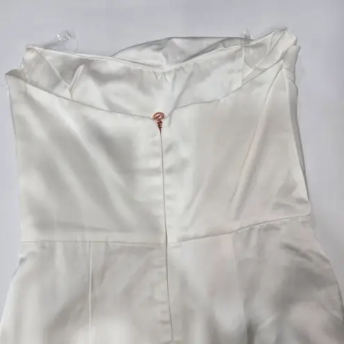 Nookie Emelie Strapless Gown in White