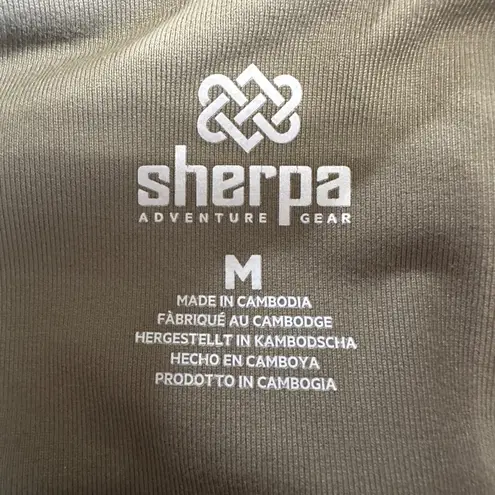 Sherpa Adventure Gear Leggings Hiking Running Athleisure Olive Green Medium