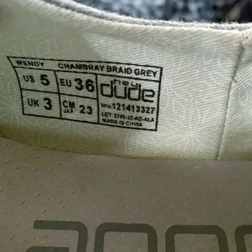 Hey Dude Wendy Women's Lightweight Slip On Loafer Shoes 5